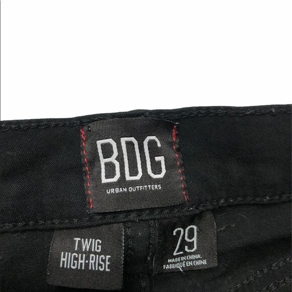 BDG Twig Ripped High-Waisted Skinny Jean - Black - Picture 7 of 10